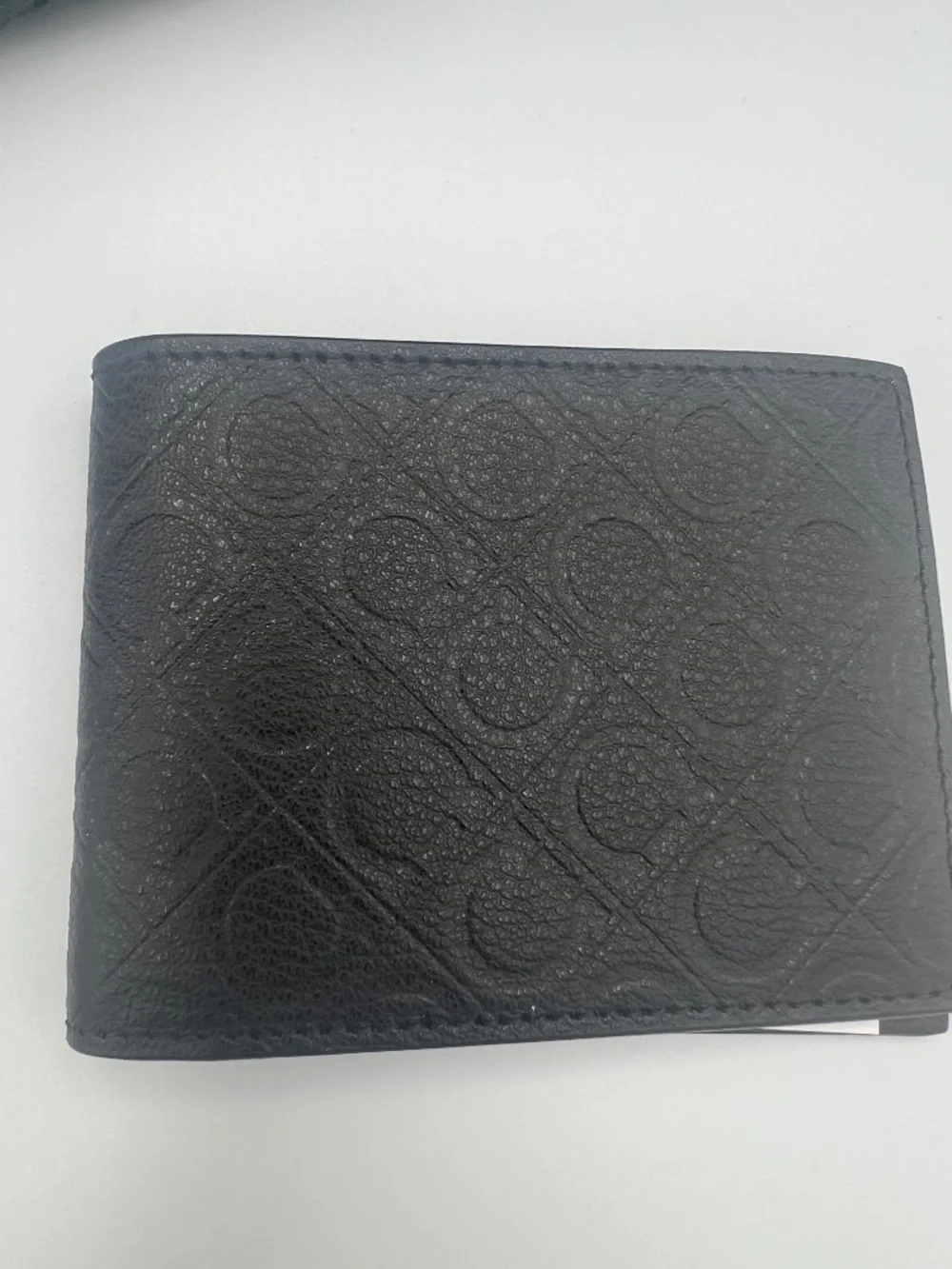 New FERRAGAMO Embossed Gancini Leather Bifold Wallet Black